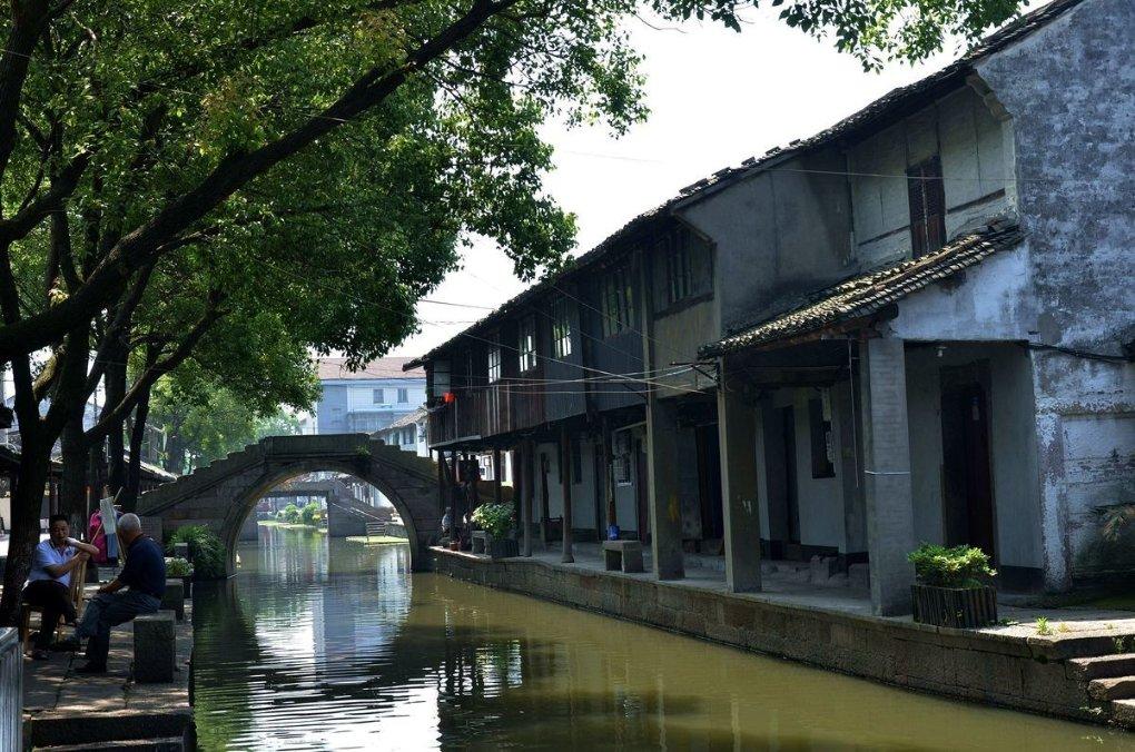 人间烟火红红火火 年货节开启囤健康果汁 团圆聚餐就喝山楂树下